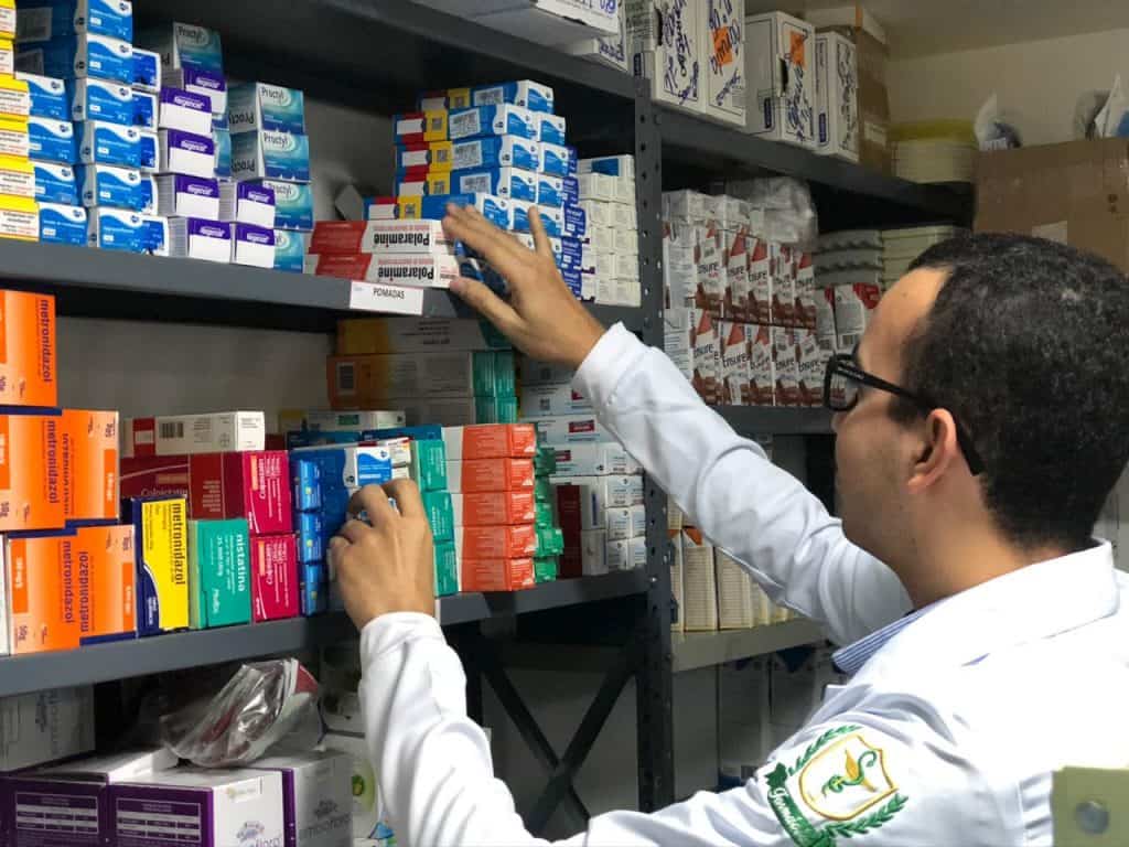 FARMACEUTICO DO HOME CARE EXPLICA AÇÕES PARA MANTER CADEIA DE SUPRIMENTOS DURANTE PANDEMIA